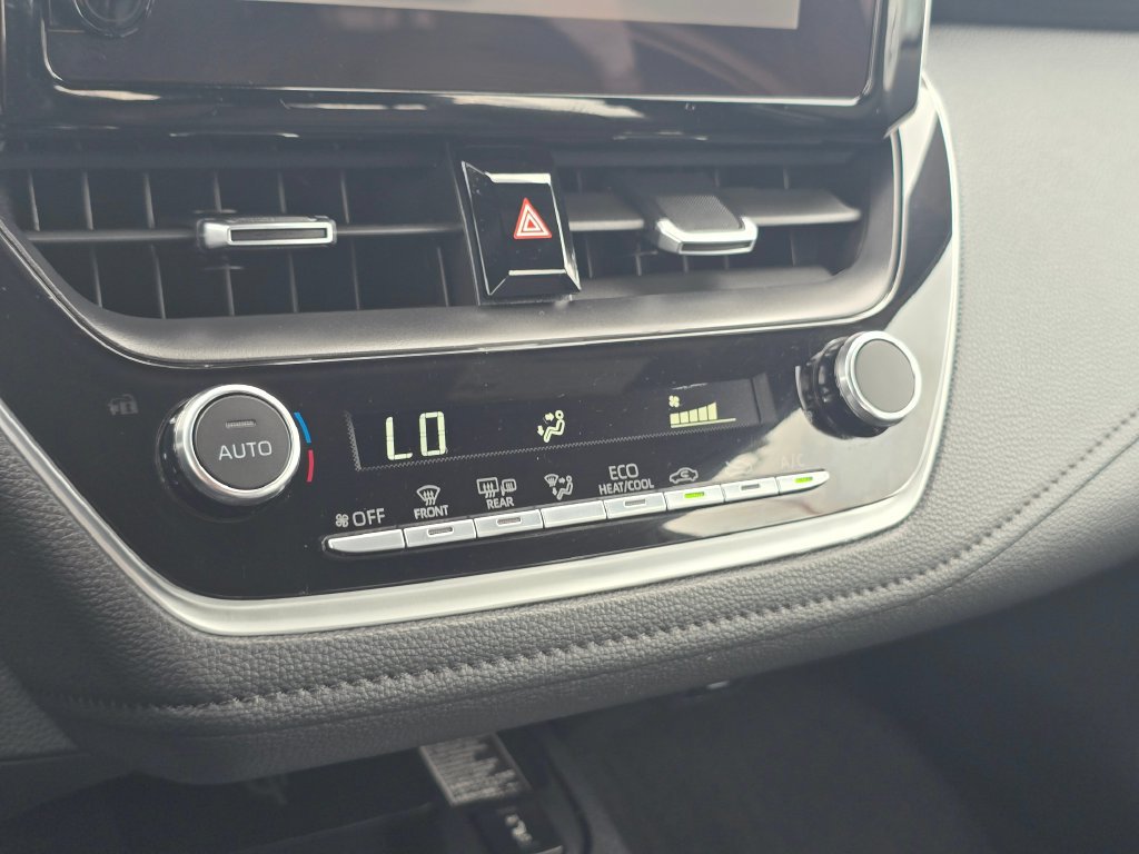 Used 2024 Toyota Corolla XSE FWD image 28
