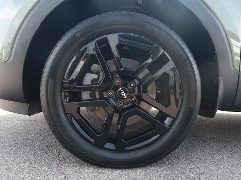 Used 2024 Kia Telluride EX X-Line AWD/4WD image 9