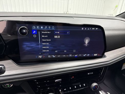 New 2026 Chevrolet Suburban Premier image 13