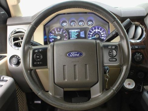 Used 2015 Ford F250 Lariat w/ Chrome Package AWD/4WD image 54