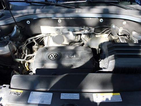 Used 2023 Volkswagen Atlas SE image 33