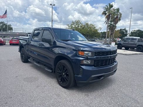Used 2020 Chevrolet Silverado 1500 Custom w/ Custom Value Package RWD image 4