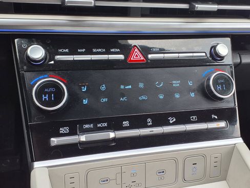 Used 2025 Hyundai Santa Fe Calligraphy image 30