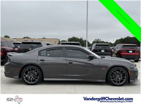 Used 2023 Dodge Charger Scat Pack RWD image 3