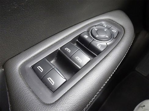 Certified 2023 Cadillac XT6 Luxury image 23