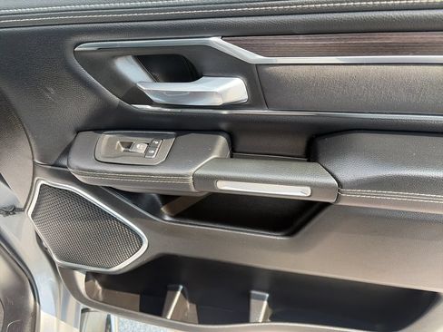 Used 2025 RAM 1500 Laramie AWD/4WD image 47