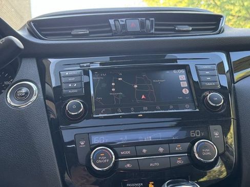 Used 2022 Nissan Rogue Sport SL w/ Premium Package AWD/4WD image 19