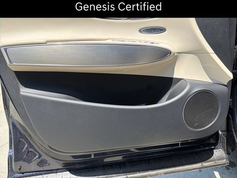 Certified 2026 Genesis GV70 2.5T Select AWD/4WD image 10