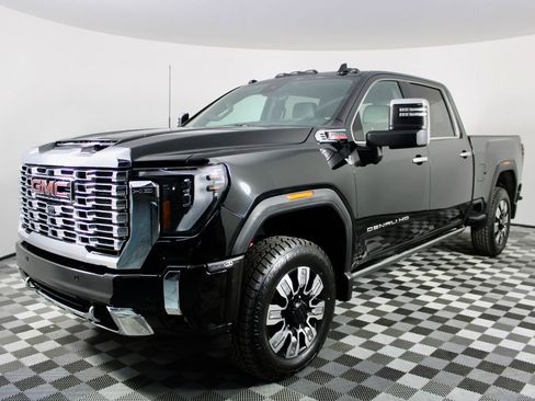 Used 2024 GMC Sierra 2500 Denali w/ Technology Package image 4