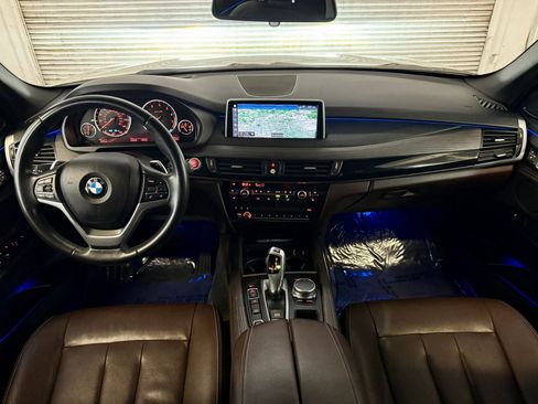 Used 2018 BMW X5 xDrive40e AWD/4WD image 13