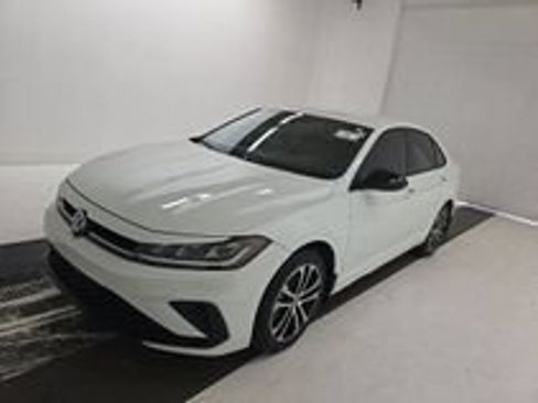 Used 2025 Volkswagen Jetta Sport FWD image 16