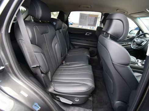 Used 2025 Genesis GV80 2.5T Standard AWD/4WD image 18