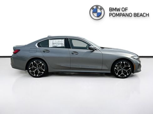 New 2025 BMW 330i Sedan w/ M Sport Package image 8