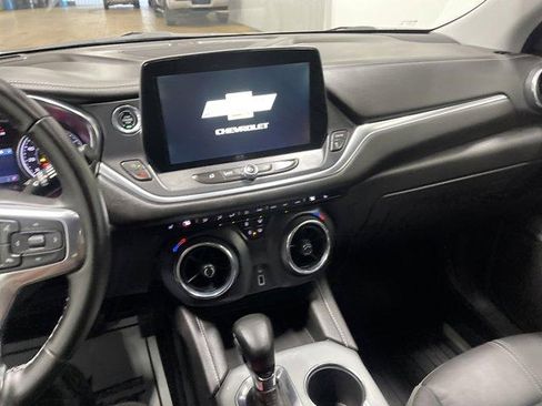 Used 2024 Chevrolet Blazer LT w/ Midnight/Sport Edition FWD image 23