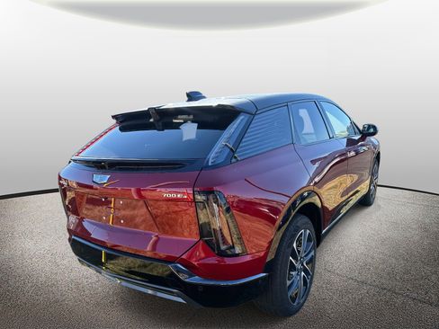 New 2026 Cadillac Optiq Sport 1 w/ LPO, Floor Liner Package AWD/4WD image 3