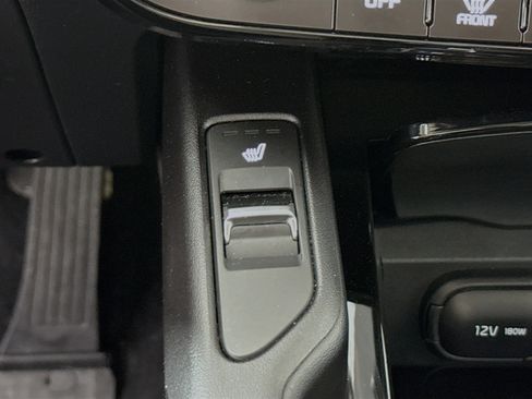 Used 2025 Kia Telluride S image 25