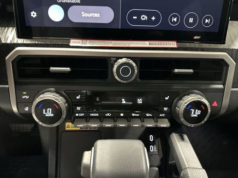 Used 2026 Toyota 4Runner 4WD image 21