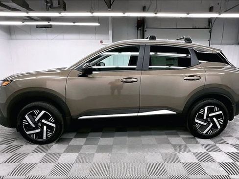 New 2026 Nissan Kicks SV w/ Cold Weather Package FWD image 18