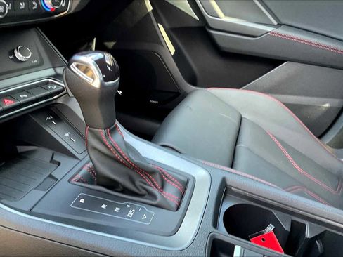 New 2025 Audi Q3 2.0T Premium Plus image 7