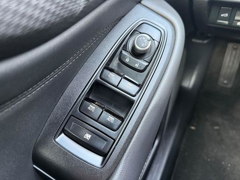 Used 2022 Subaru Outback Wilderness w/ Wilderness Package image 18