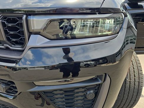 New 2026 Jeep Grand Cherokee Limited AWD/4WD image 32