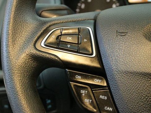 Used 2018 Ford Focus SE image 19