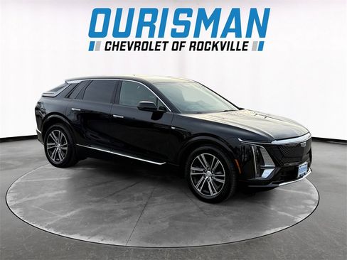 Used 2024 Cadillac Lyriq Luxury image 1