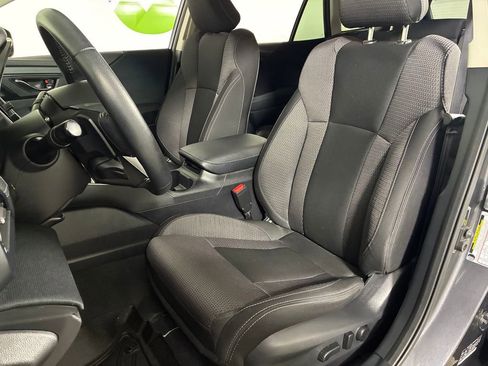 Used 2022 Subaru Outback Premium image 23
