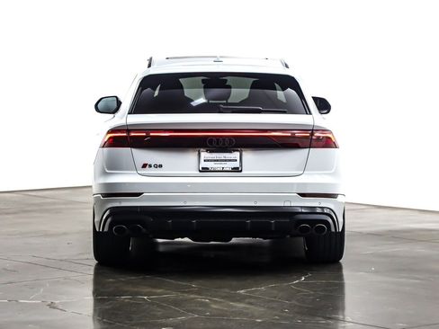 Used 2024 Audi SQ8 Premium Plus w/ Executive Package image 5
