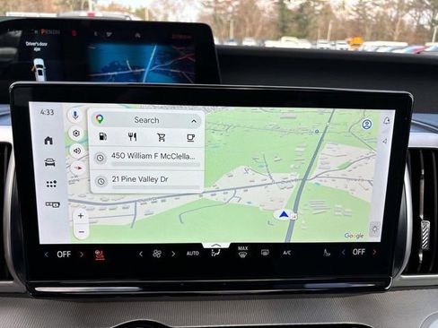 Used 2025 Ford Expedition Active AWD/4WD image 21