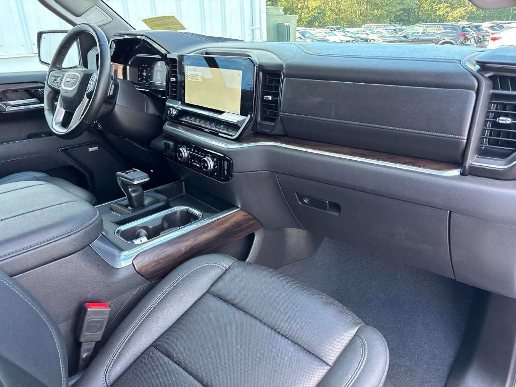 Used 2025 GMC Sierra 1500 SLT w/ SLT Premium Plus Package AWD/4WD image 21