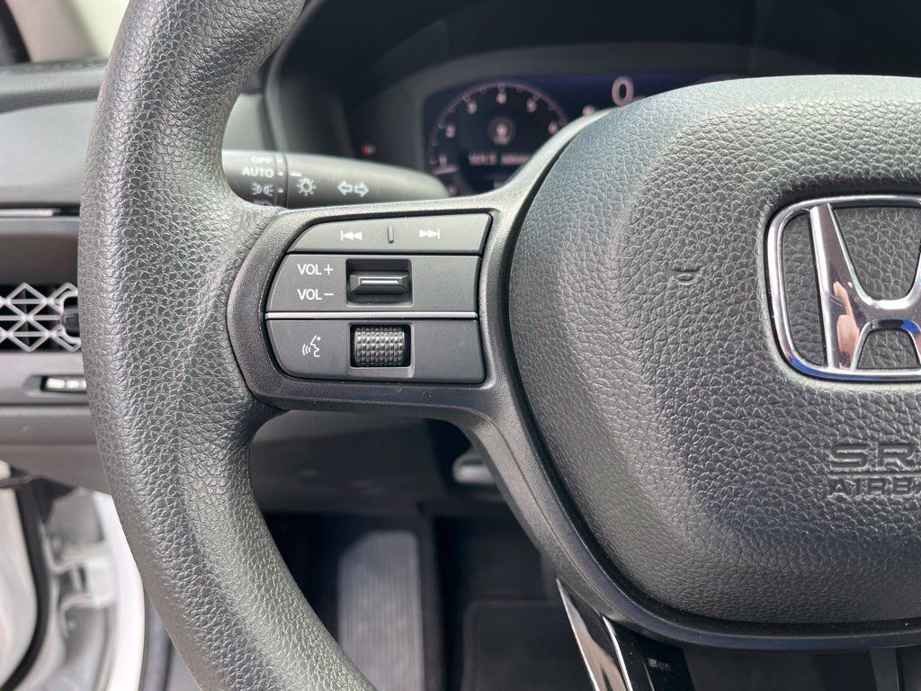 Certified 2025 Honda Accord LX image 20