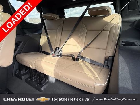 Used 2024 Chevrolet Tahoe Premier w/ Premium Package RWD image 31