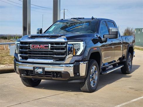 New 2026 GMC Sierra 2500 SLT image 3