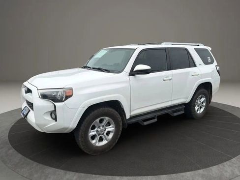 Used 2018 Toyota 4Runner SR5 image 16