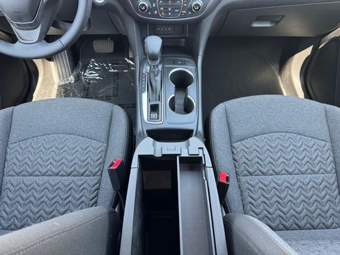 Used 2024 Chevrolet Equinox LT AWD/4WD image 12