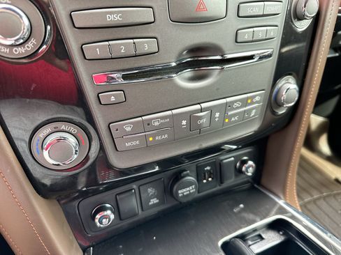 Used 2020 Nissan Armada Platinum w/ Platinum Reserve Package AWD/4WD image 19