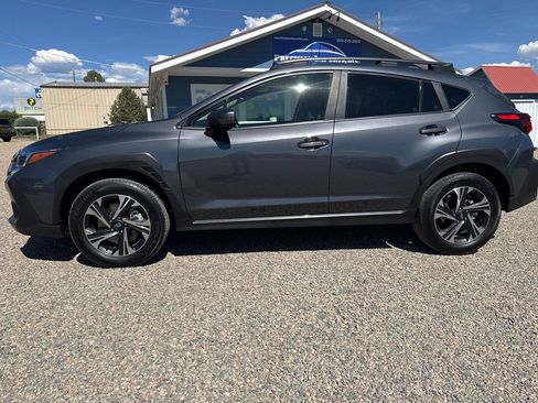 Used 2025 Subaru Crosstrek 2.5i Premium AWD/4WD image 4