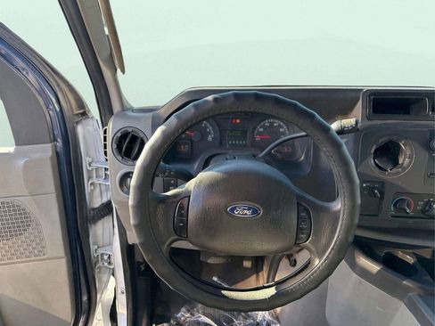 Used 2012 Ford E-250 and Econoline 250 w/ Commercial Cargo Van Pkg image 14