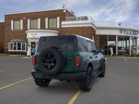 New 2025 Ford Bronco Outer Banks image 8