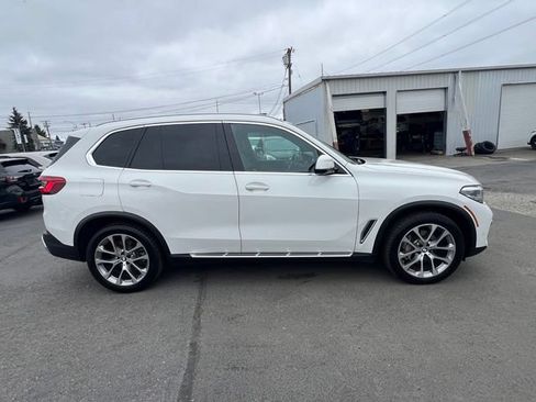 Used 2019 BMW X5 xDrive40i w/ Convenience Package AWD/4WD image 6