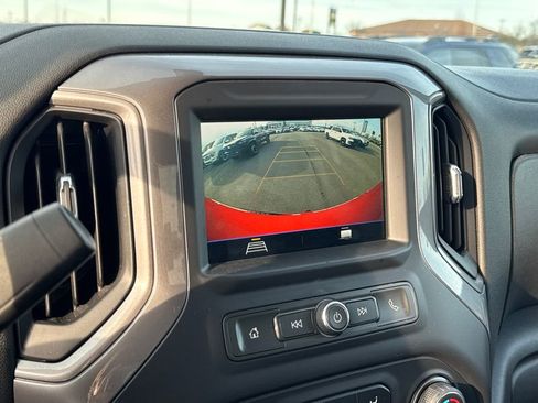 Used 2019 Chevrolet Silverado 1500 Custom w/ Custom Value Package image 22