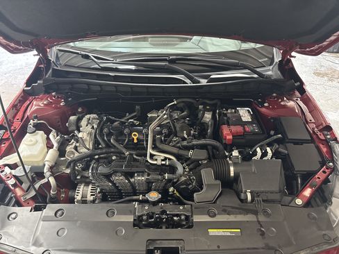 Used 2023 Nissan Altima 2.5 SR FWD image 13