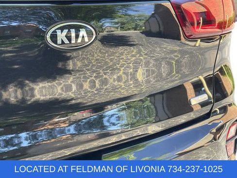 Used 2020 Kia Niro LXS FWD image 29