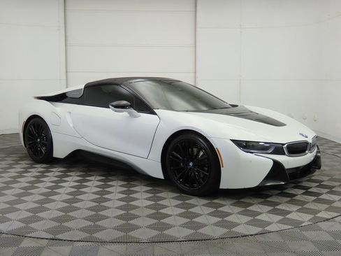 Used 2019 BMW i8 Roadster image 11