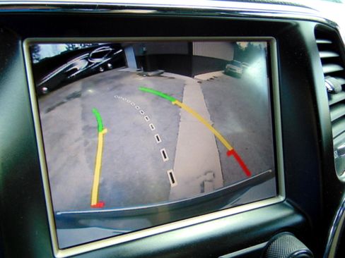 Used 2014 Jeep Grand Cherokee Limited image 27