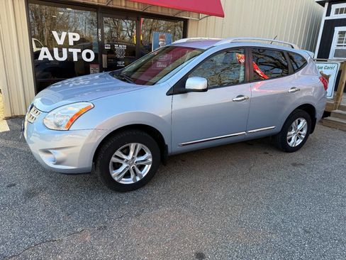Used 2013 Nissan Rogue SV image 7