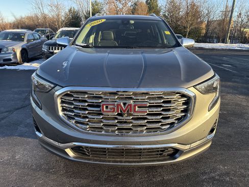 Used 2020 GMC Terrain Denali w/ Denali Premium Package image 11