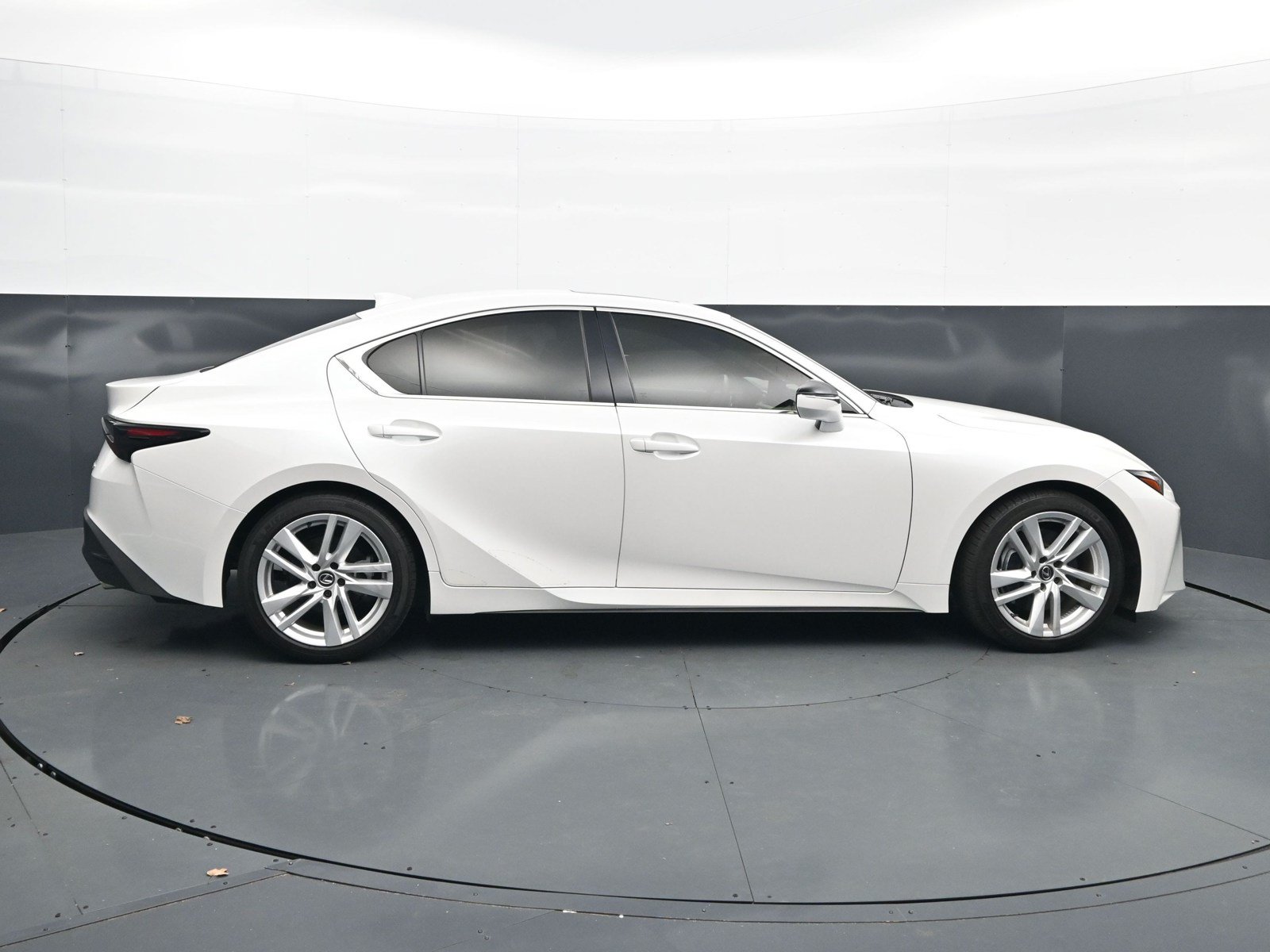 Used 2024 Lexus IS 300 w/ Comfort Package RWD image 8