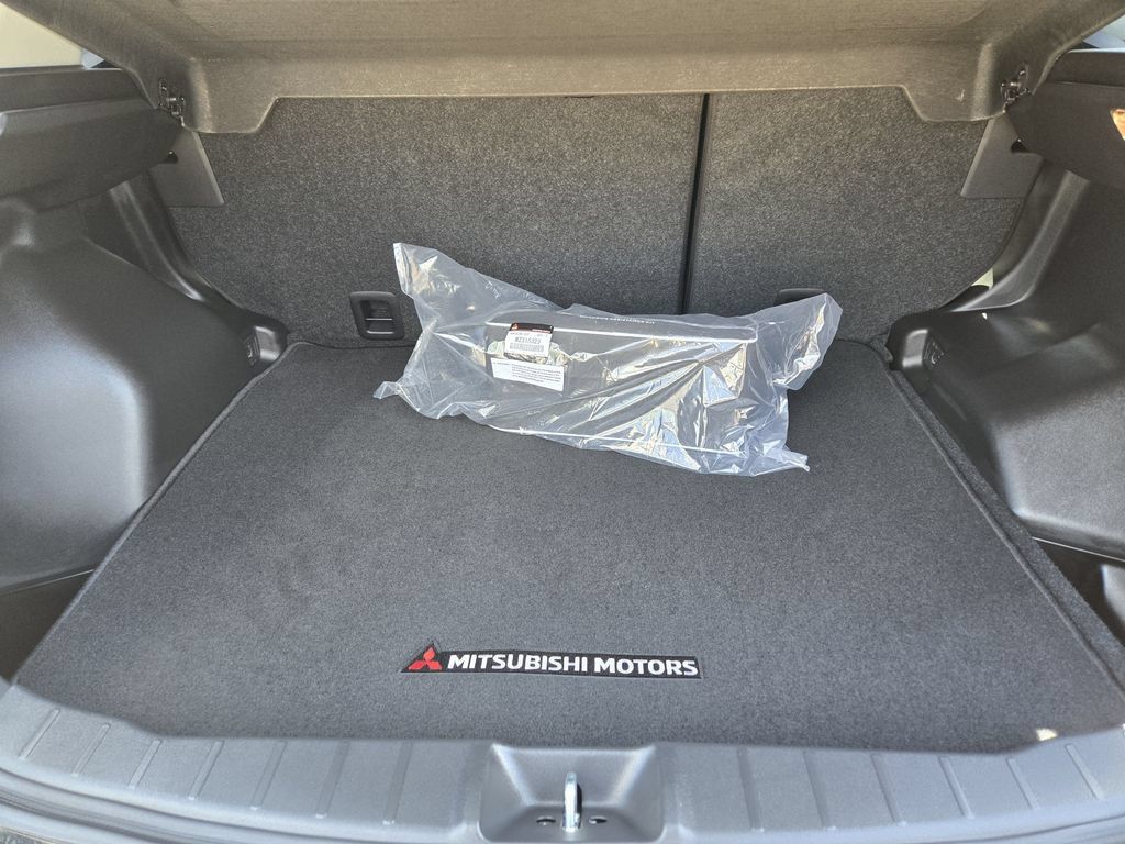 Used 2026 Mitsubishi Outlander Sport SE AWD/4WD image 24